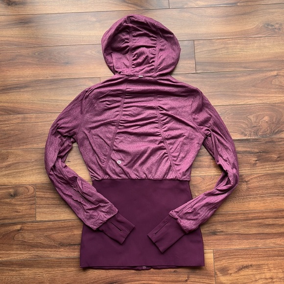Lululemon Running Jacket - Picture 4 of 5